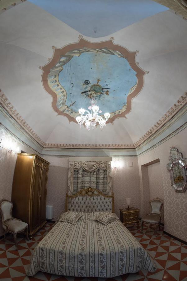 Palazzo Tilli Casoli  Eksteriør billede